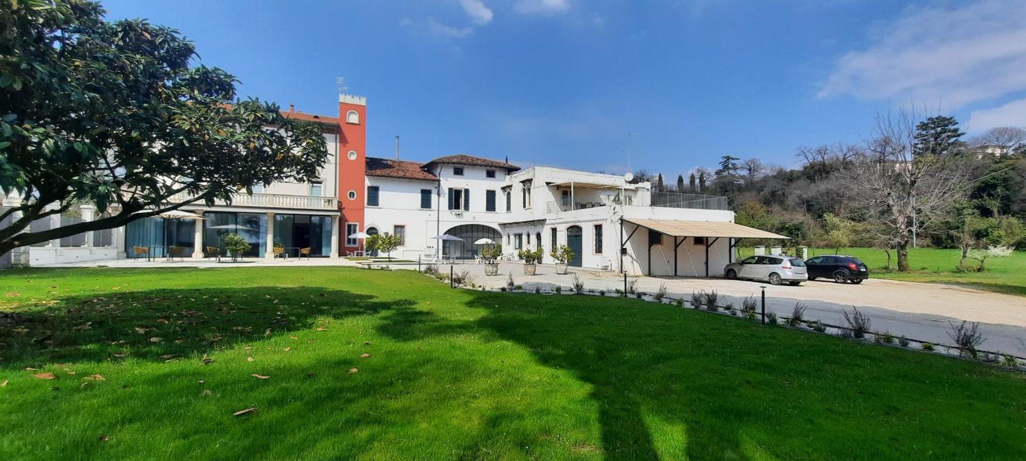 Country Esmera Desenzano del Garda Zewnętrze zdjęcie